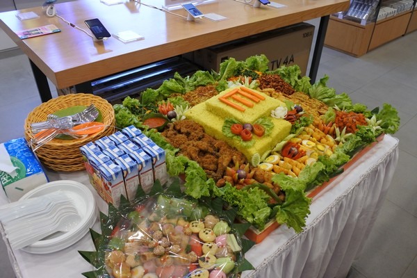 nasi tumpeng lippo karawaci