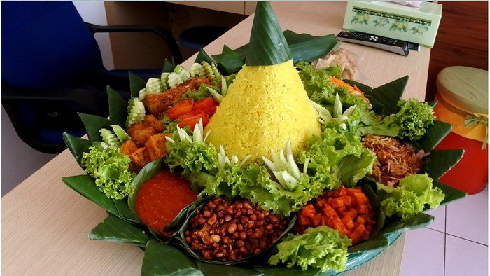 nasi tumpeng tangerang selatan