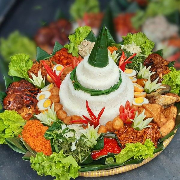 nasi tumpeng batuceper tangerang