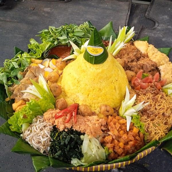 nasi tumpeng bsd serpong