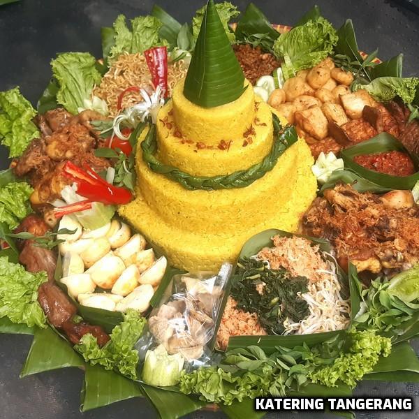 nasi tumpeng poris